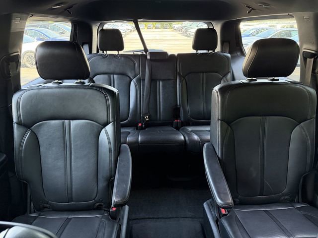 Used 2024 Jeep Wagoneer Series III AWD/4WD image 36