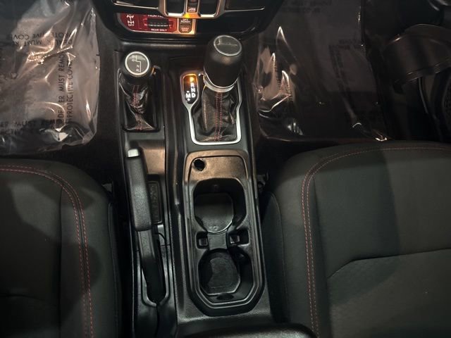 Used 2022 Jeep Gladiator Rubicon AWD/4WD image 15