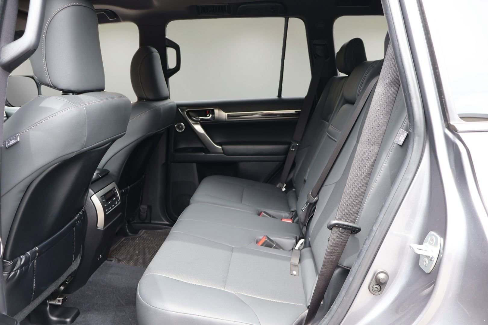 Used 2023 Lexus GX 460 Premium w/ Premium Plus Package AWD/4WD image 12