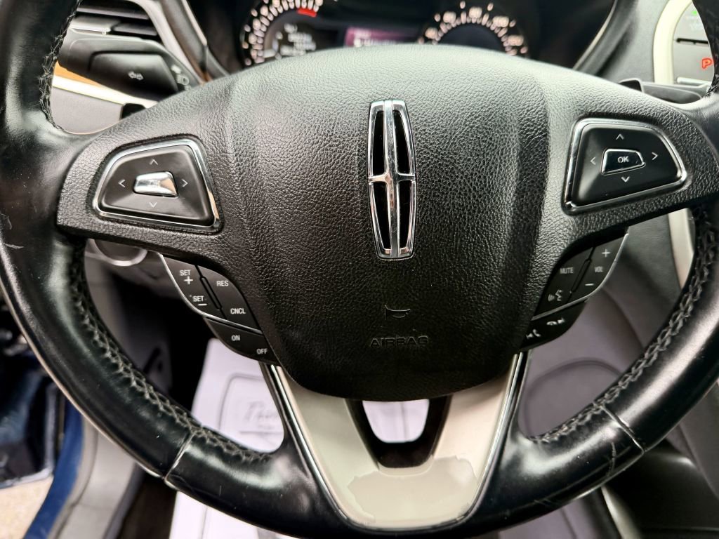 Used 2015 Lincoln MKC AWD w/ Equipment Group 102A Reserve image 12