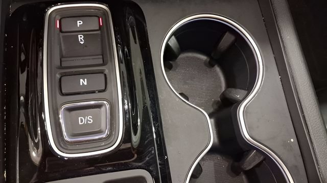 Used 2025 Honda Pilot Touring image 36