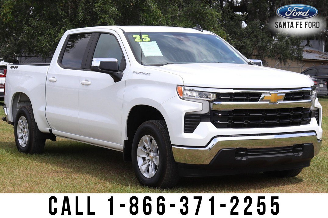 Used 2025 Chevrolet Silverado 1500 LT image 2