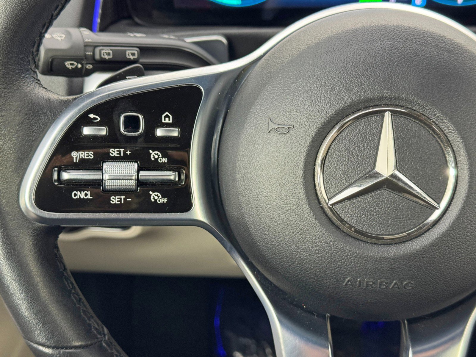 Used 2023 Mercedes-Benz EQB 250+ EQB 250+ w/ Exclusive Package image 19