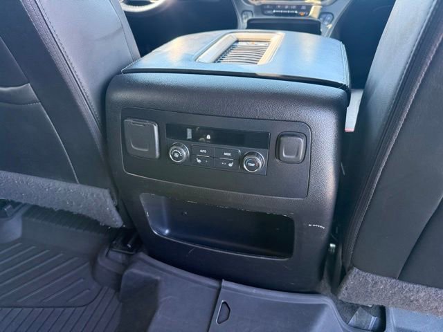 Used 2020 GMC Yukon XL Denali AWD/4WD image 51