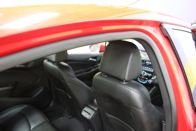 Used 2016 Chevrolet Cruze Premier w/ Premier True North Edition FWD image 12
