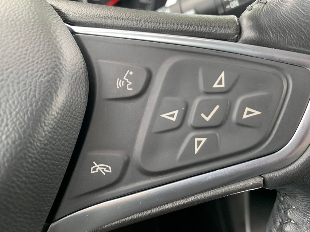 Used 2022 Chevrolet Equinox LT FWD image 17
