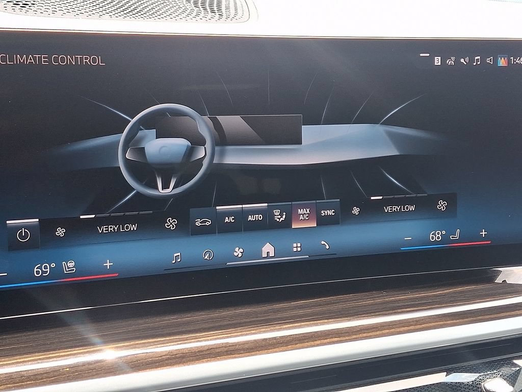 Used 2024 BMW X7 xDrive40i AWD/4WD image 18