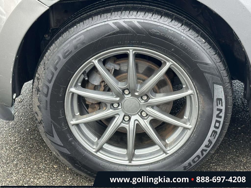 Used 2010 Ford Escape Limited image 7