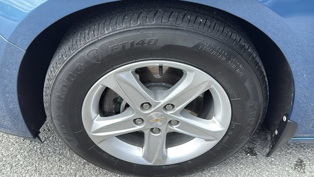 Used 2025 Chevrolet Malibu LS FWD image 14