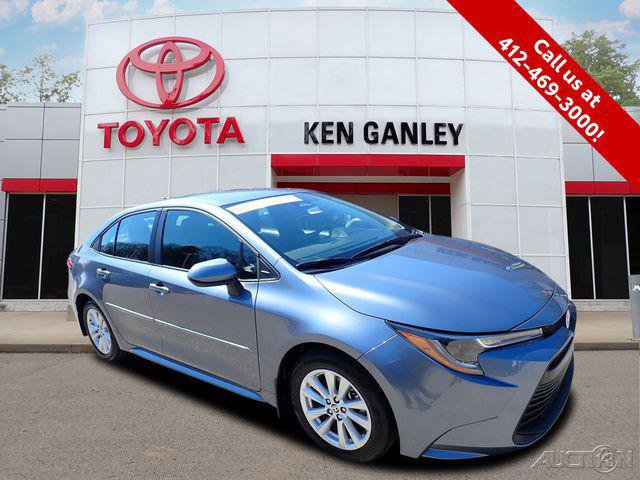 Certified 2025 Toyota Corolla LE w/ LE Premium Package image 1