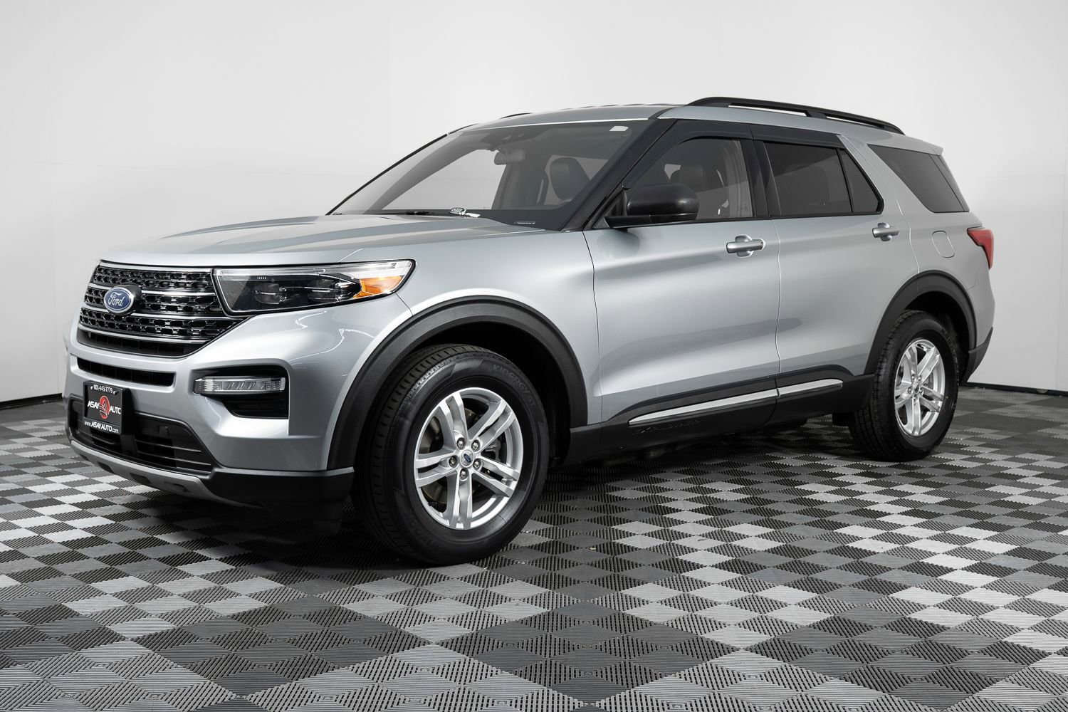 Used 2020 Ford Explorer XLT w/ Equipment Group 202A
