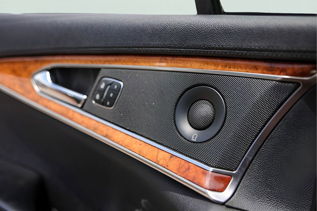 Used 2020 Lincoln Nautilus Reserve FWD image 22