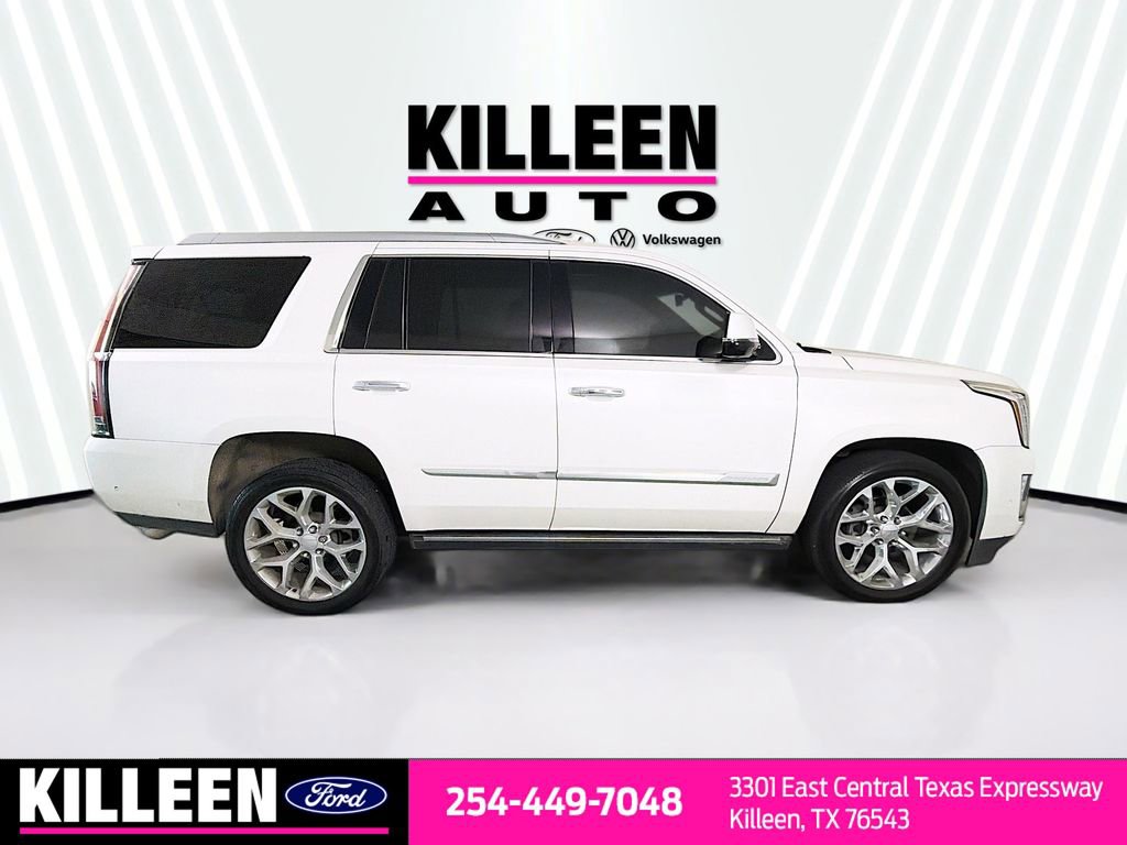 Used 2017 Cadillac Escalade Premium Luxury w/ LPO, Radiant Package AWD/4WD image 9