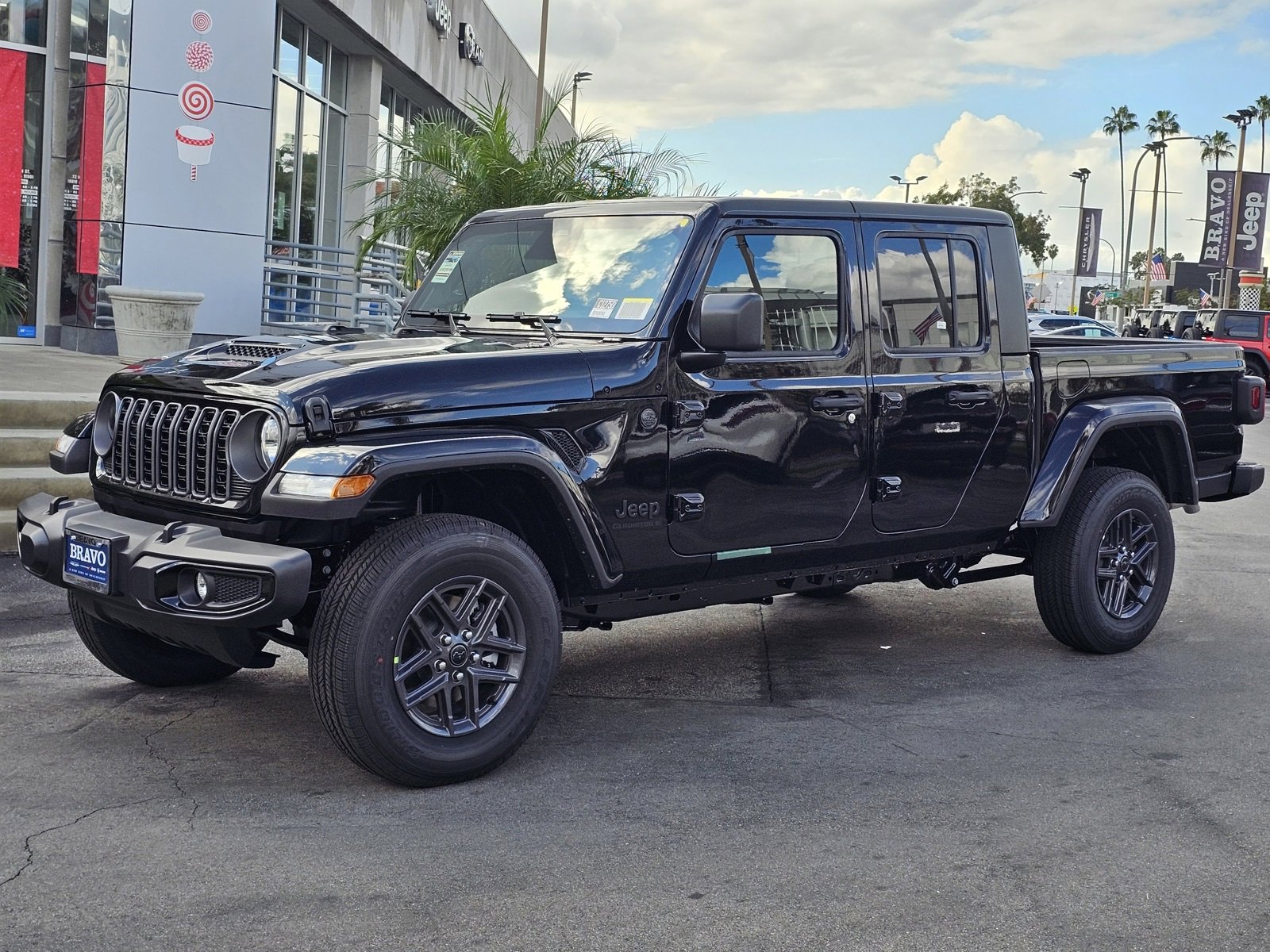New 2026 Jeep Gladiator Sport image 3