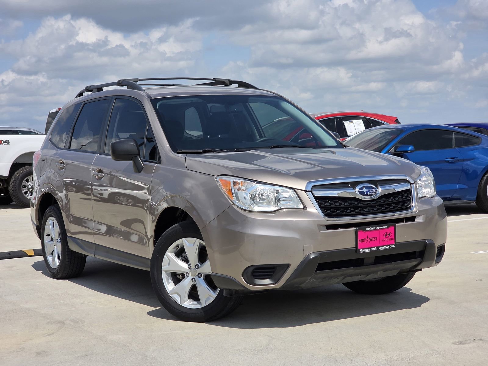 Used 2016 Subaru Forester 2.5i w/ Alloy Wheel Package image 3