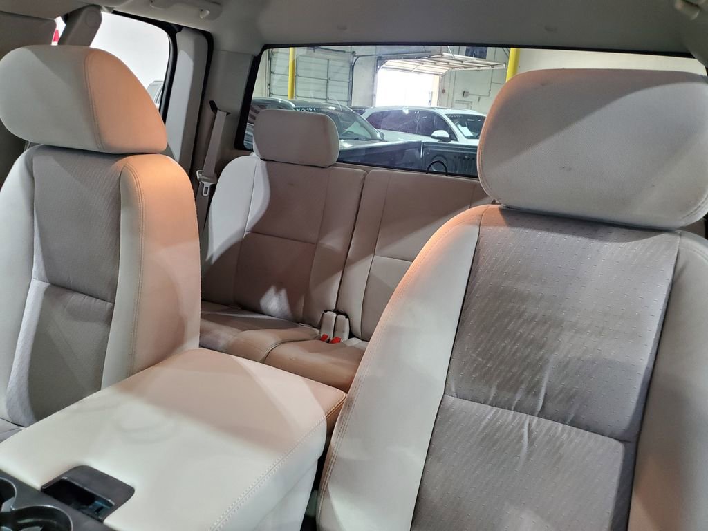 Used 2011 Chevrolet Silverado 1500 LT RWD image 38