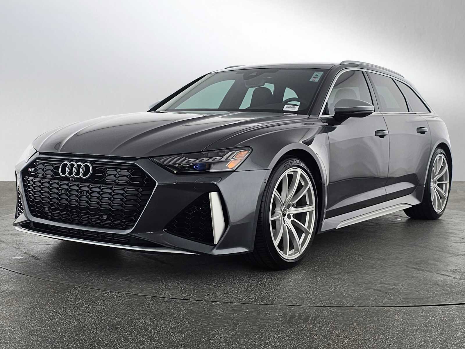 Used 2023 Audi RS 6 AWD/4WD image 7