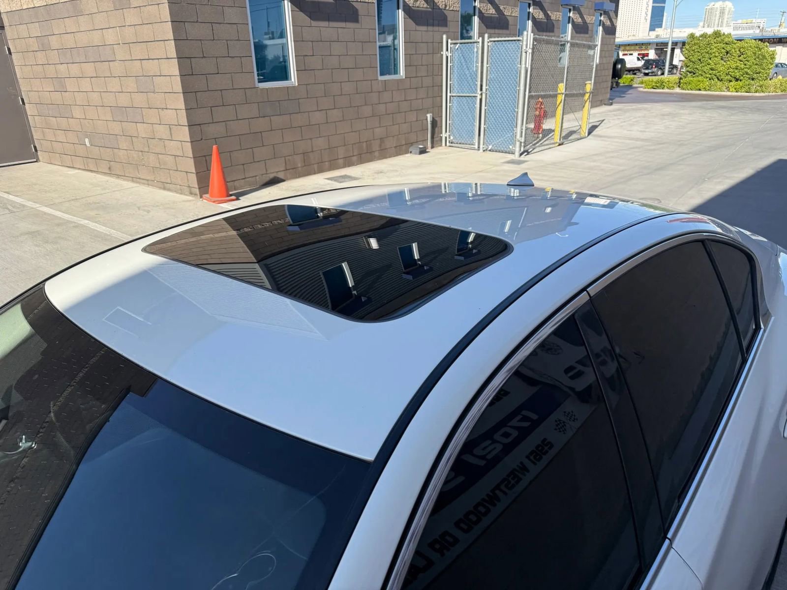 Used 2018 INFINITI Q50 Luxe w/ Cargo Package (L95) RWD image 9
