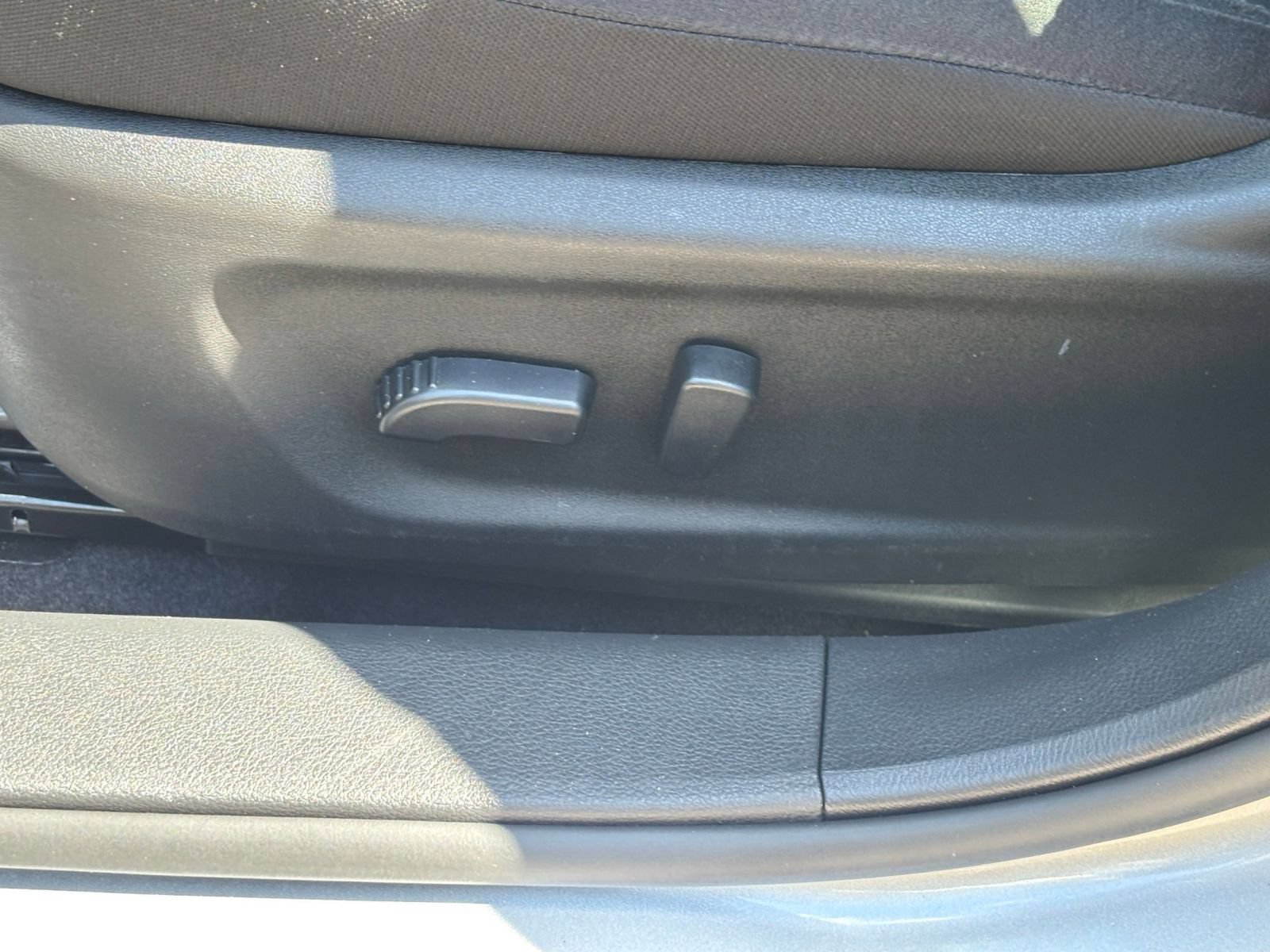 Used 2025 Nissan Altima 2.5 SV FWD image 22