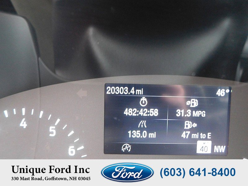 Used 2022 Ford Escape SEL w/ SEL Stealth AWD Package image 17