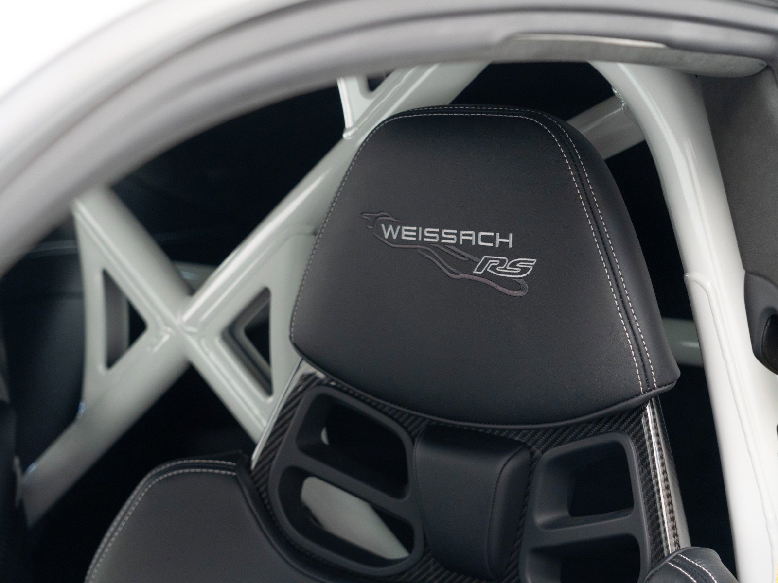 Certified 2025 Porsche 911 GT3 RS RWD image 20