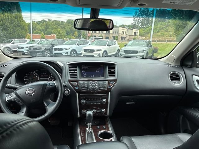 Used 2016 Nissan Pathfinder SL w/ SL Tech Package AWD/4WD image 13