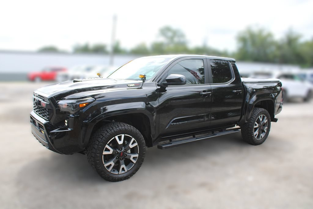 Used 2024 Toyota Tacoma TRD Sport AWD/4WD image 21