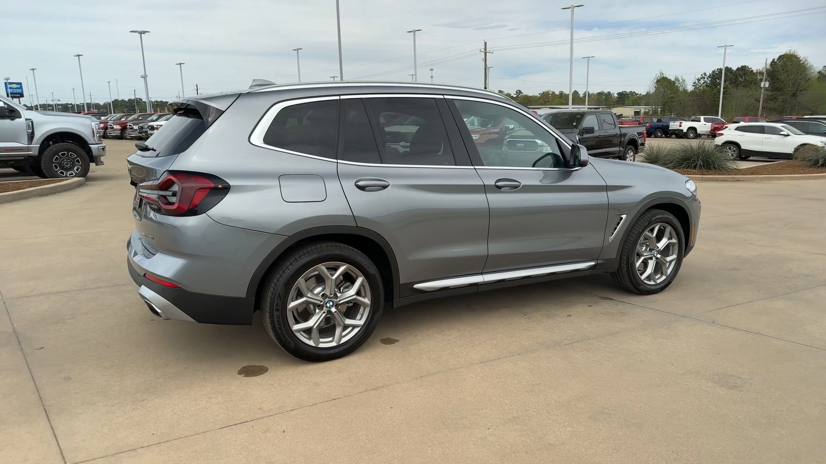 Used 2024 BMW X3 sDrive30i w/ Convenience Package RWD image 8