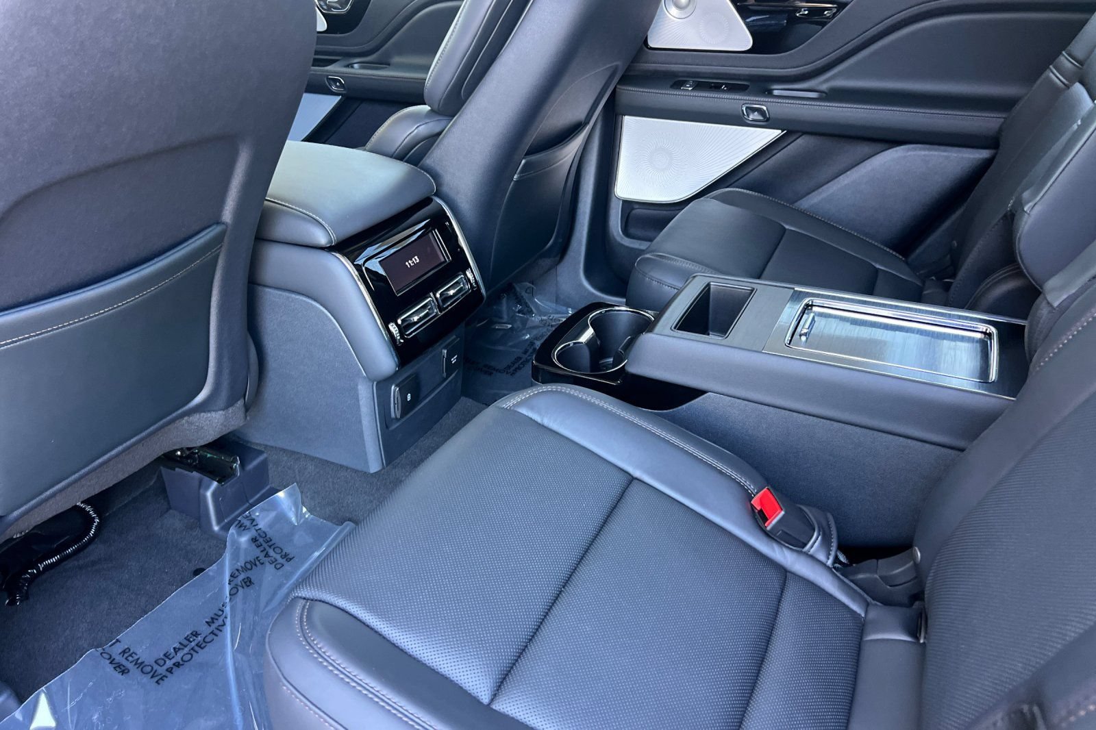 New 2026 Lincoln Aviator Reserve AWD/4WD image 9