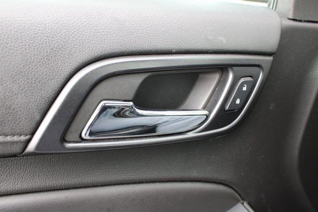 Used 2018 Chevrolet Suburban LT image 6