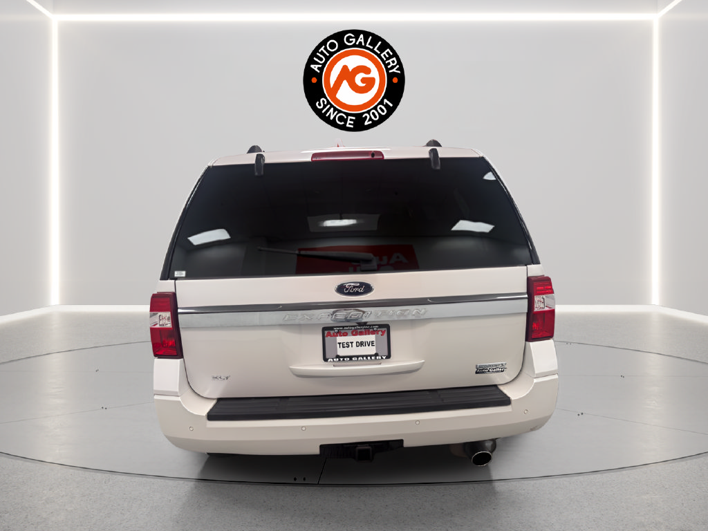 Used 2017 Ford Expedition XLT w/ Equipment Group 202A RWD image 6