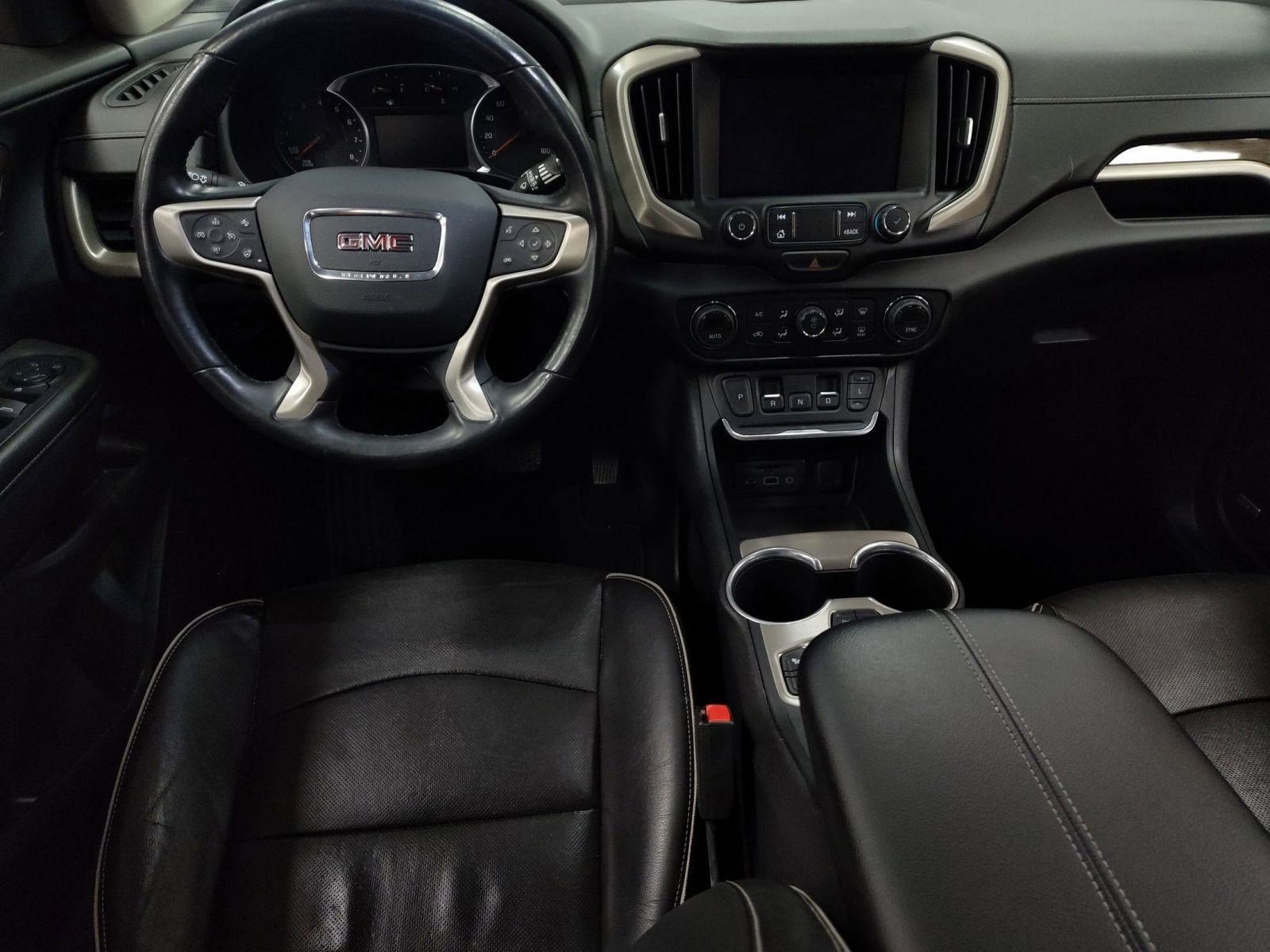 Used 2020 GMC Terrain Denali w/ Denali Premium Package image 25