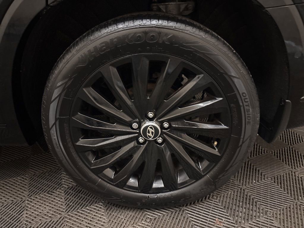 Used 2024 Hyundai Palisade Calligraphy image 30