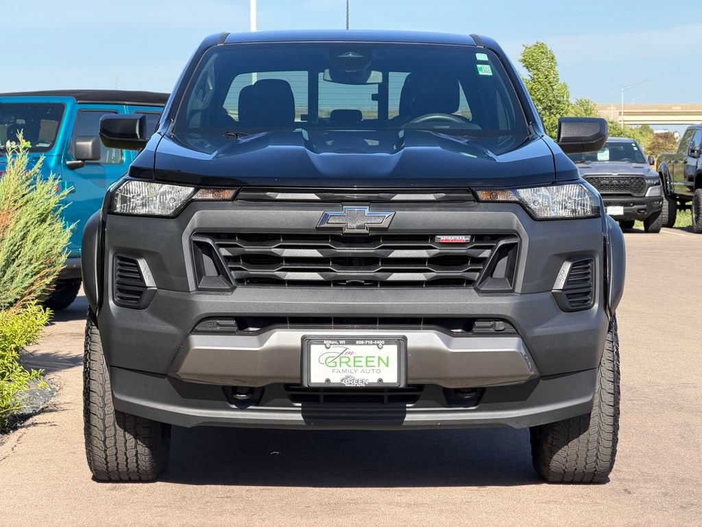 Used 2024 Chevrolet Colorado Trail Boss w/ Advanced Trailering Package AWD/4WD image 6