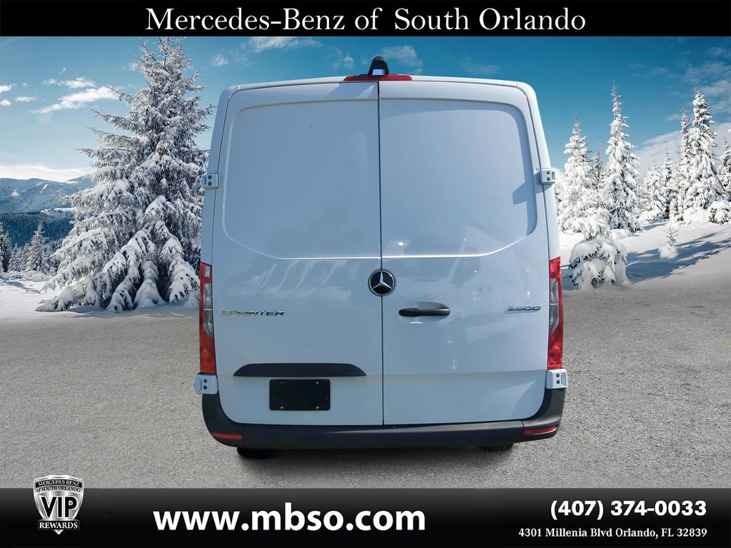 Used 2025 Mercedes-Benz Sprinter 2500 image 16