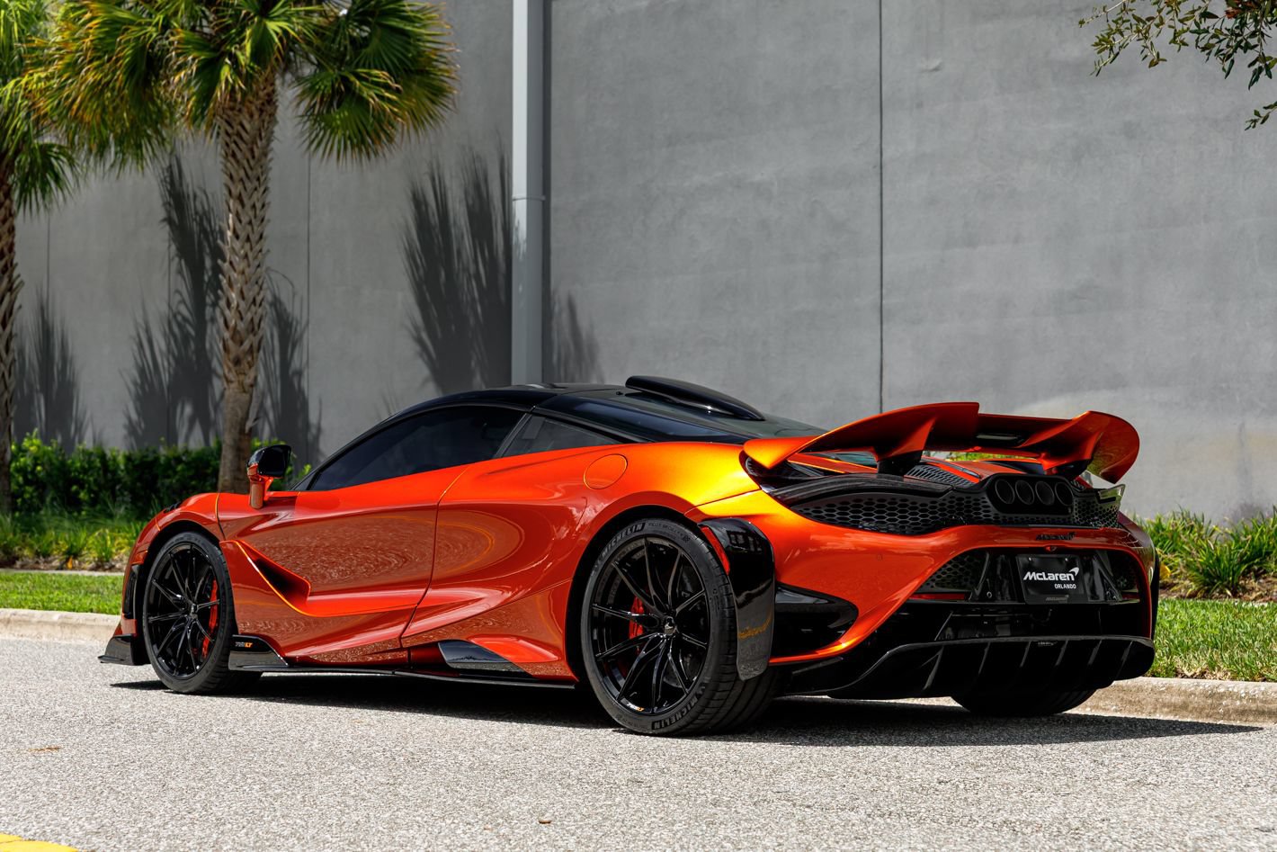 Used 2021 McLaren 765LT RWD image 30