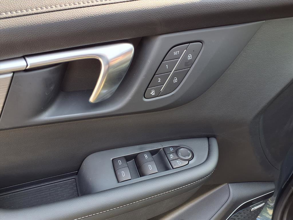 New 2025 Buick Enclave Preferred w/ Power Package image 14