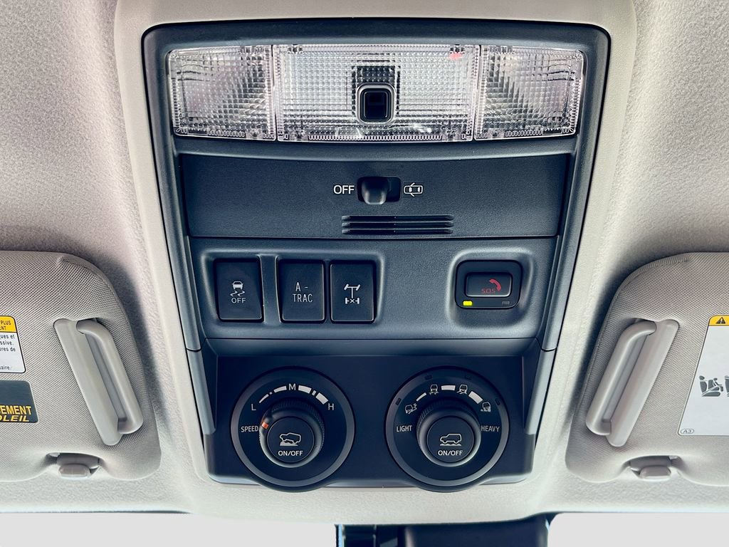 Used 2020 Toyota 4Runner TRD Off-Road image 31