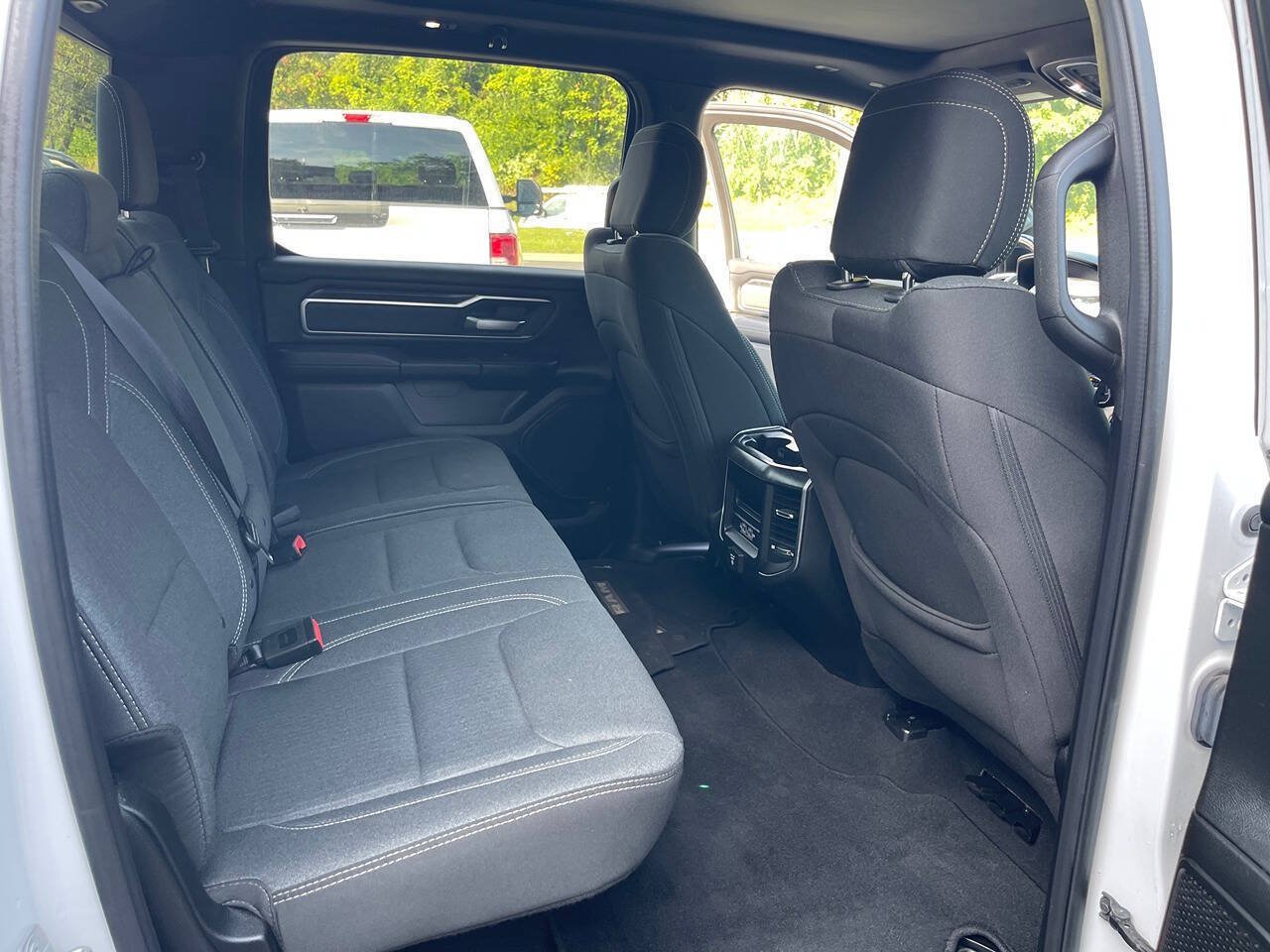 Used 2019 RAM 1500 Big Horn AWD/4WD image 30