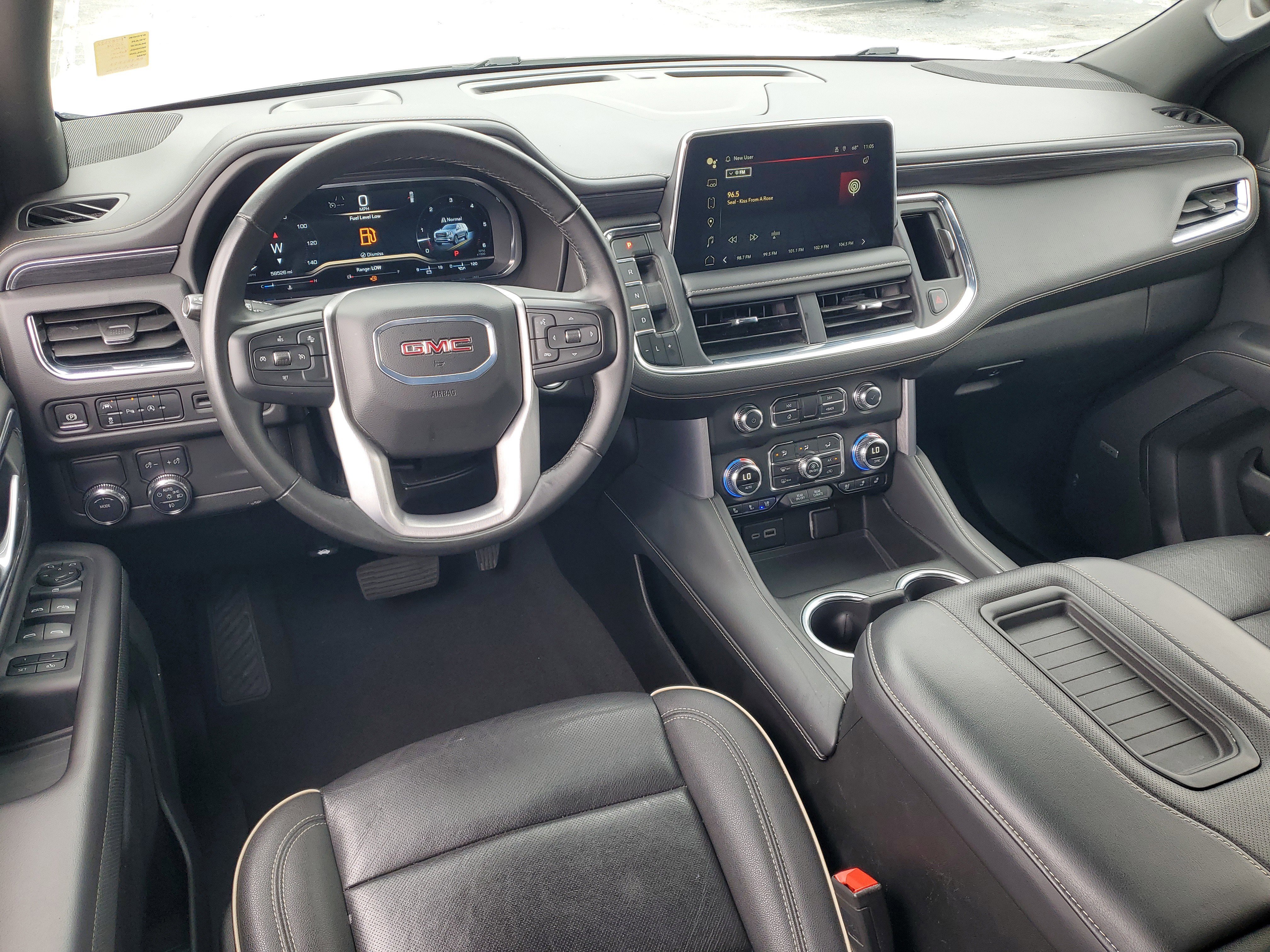 Used 2024 GMC Yukon XL SLT image 17