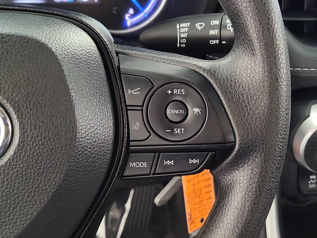 Used 2024 Toyota RAV4 LE AWD/4WD image 25