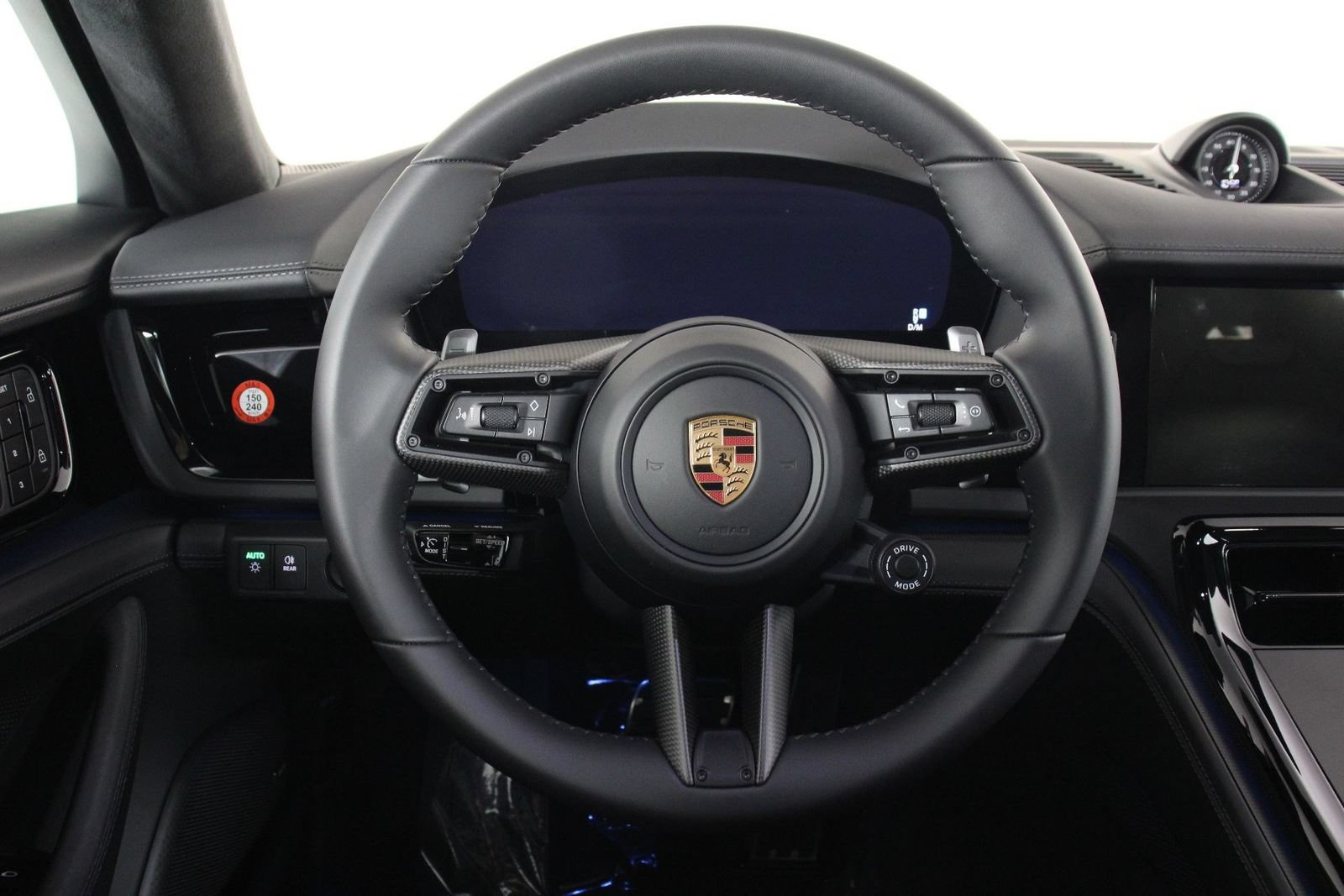 Certified 2026 Porsche Panamera GTS AWD/4WD image 12