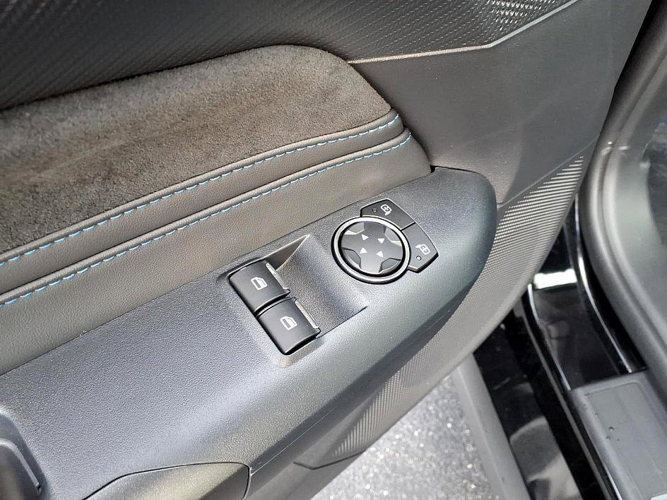 Used 2025 Ford Mustang Dark Horse image 18