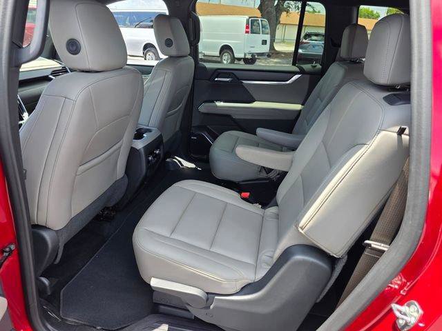 Certified 2024 GMC Acadia Elevation w/ Luxury Package FWD image 12