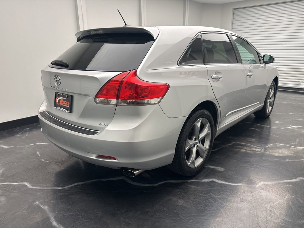 Used 2009 Toyota Venza AWD image 3