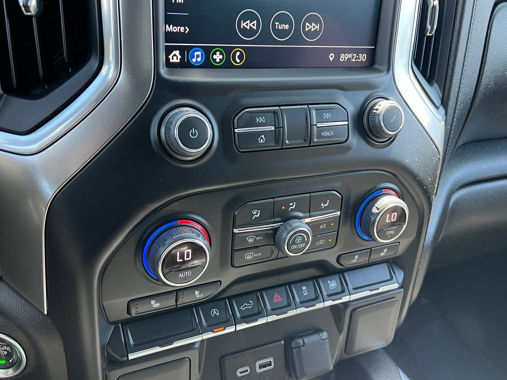 Used 2022 Chevrolet Silverado 1500 RST w/ LPO, Blackout Package AWD/4WD image 31