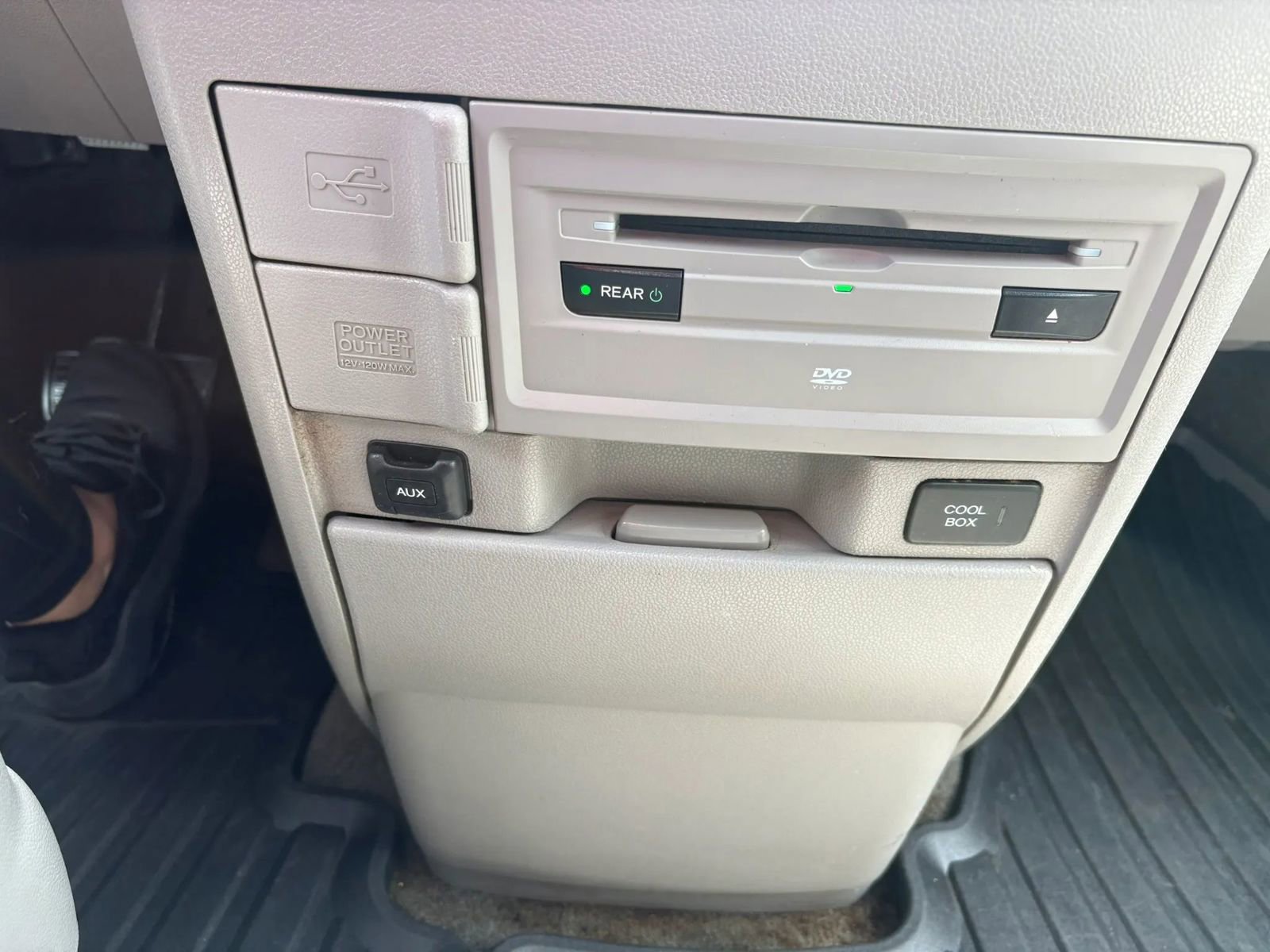 Used 2015 Honda Odyssey Touring Elite image 22