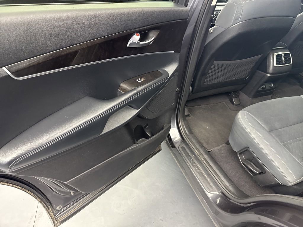 Used 2016 Kia Sorento LX w/ LX Convenience Package image 35