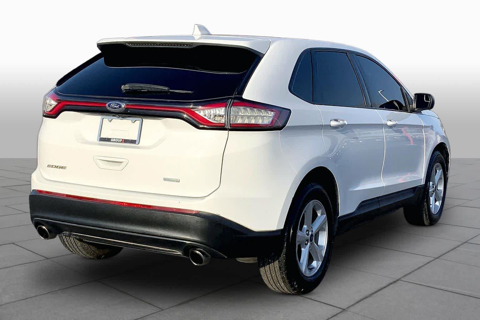 Used 2016 Ford Edge SE FWD image 13