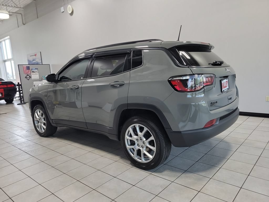 Certified 2023 Jeep Compass Latitude AWD/4WD image 7